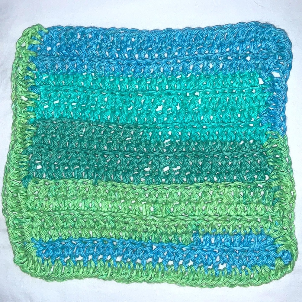 Hand Crafted Crocheted Colorful 100% Cotton Yarn All Purpose Wash or Dish Cloth - Picture 3 of 3